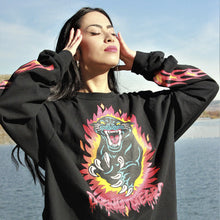 Cargar imagen en el visor de la galería, Camiseta manga larga Unisex PANTERA EN LLAMAS