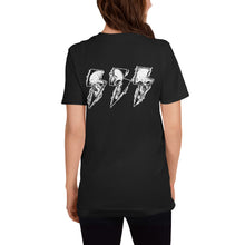 Cargar imagen en el visor de la galería, Camiseta Unisex Negra TRUENOS Y CALAVERAS