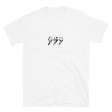 Cargar imagen en el visor de la galería, Camiseta Unisex Blanca TRUENOS Y CALAVERAS